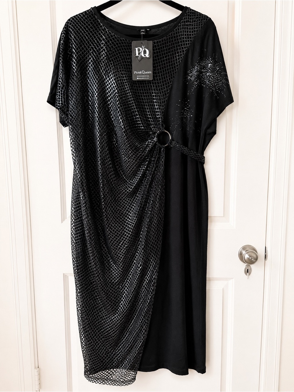 Punk Queen Black Asymmetrical O-Ring Textured Dress NWT Size M
